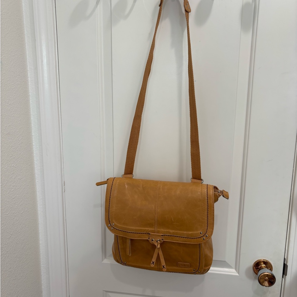 SOLD
NWOT The Sak Soft Leather Bag